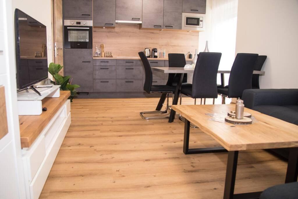 Rochus Appartements Sautens Bagian luar foto