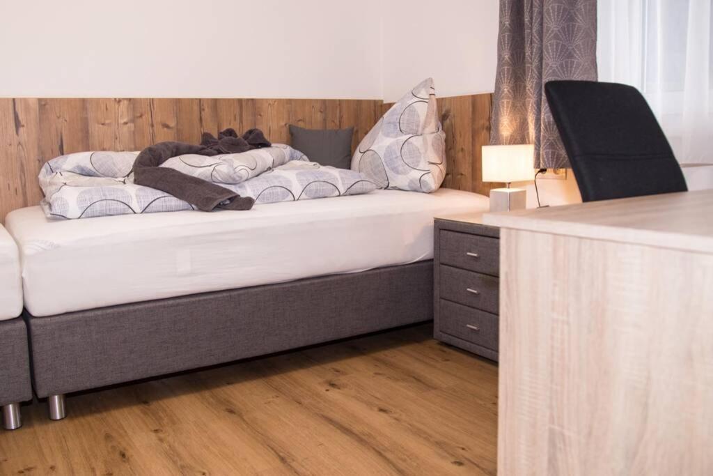Rochus Appartements Sautens Bagian luar foto