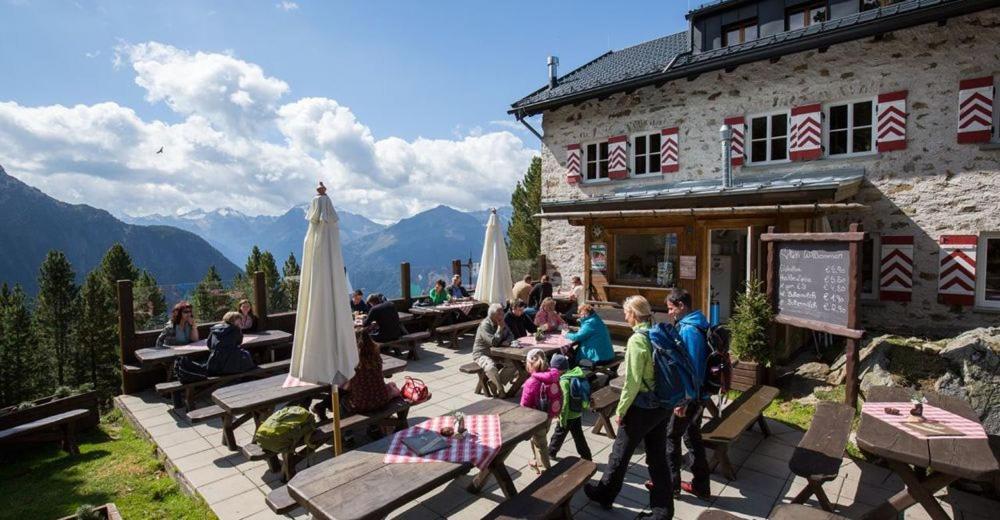 Rochus Appartements Sautens Bagian luar foto